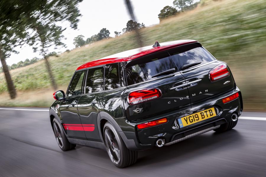  Mini John Cooper Works Clubman (F54) 2019 года  (UK) (фото 8 из 27)